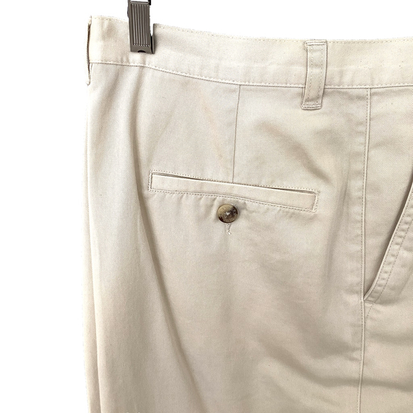 Charter Club Vintage Khaki/Cream Shorts High Waisted Pleated Size 10 - Picture 4 of 8